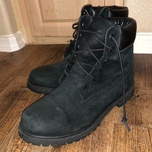 Black Timberlands